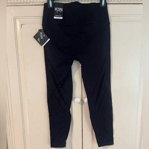 Victoria Secret Sport Leggings size Large
